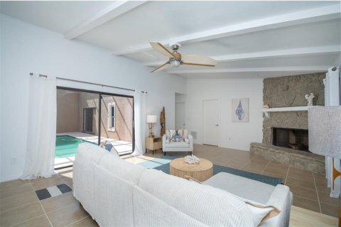 Casa en alquiler en Belleair Beach, Florida, 5 dormitorios, 294.31 m2 № 2233425 - foto 9