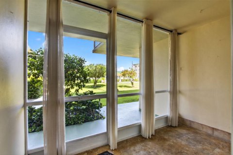 Condo in Deerfield Beach, Florida, 1 bedroom № 2184505 - photo 9