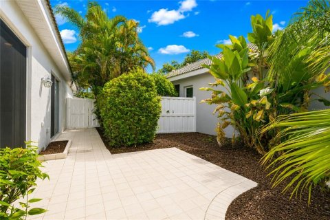 House in Bradenton, Florida 2 bedrooms, 170.66 sq.m. № 2167131 - photo 30