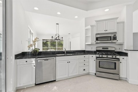 House in Bradenton, Florida 2 bedrooms, 170.66 sq.m. № 2167131 - photo 20