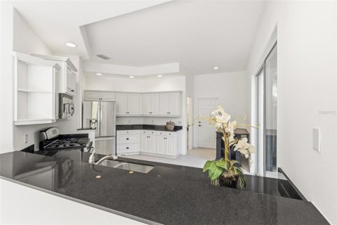 House in Bradenton, Florida 2 bedrooms, 170.66 sq.m. № 2167131 - photo 16