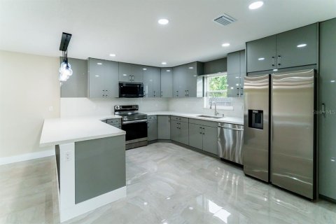 Casa en venta en Bradenton, Florida, 3 dormitorios, 137.87 m2 № 1777043 - foto 7