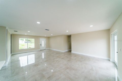 Casa en venta en Bradenton, Florida, 3 dormitorios, 137.87 m2 № 1777043 - foto 5