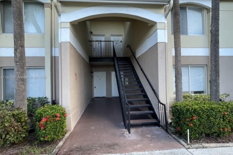Copropriété à louer à Boynton Beach, Floride: 1 chambre, 73.49 m2 № 1945623 - photo 2