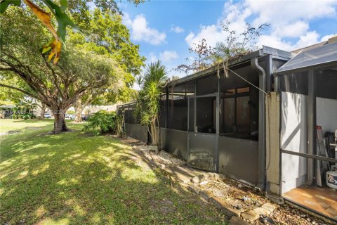 Adosado en venta en Pembroke Pines, Florida, 3 dormitorios, 140.38 m2 № 2025384 - foto 22