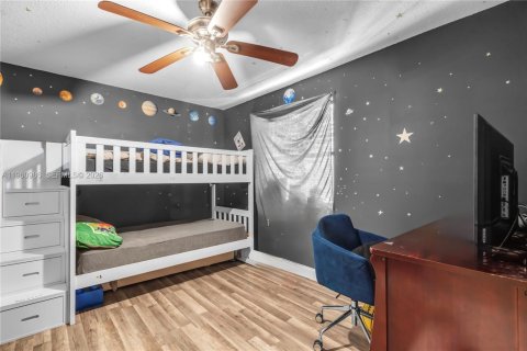 Adosado en venta en Pembroke Pines, Florida, 3 dormitorios, 140.38 m2 № 2025384 - foto 12