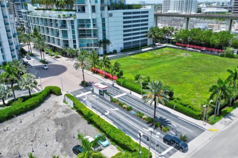 Купить кондоминиум в Майами, Флорида 2 спальни, 101.45м2, № 1962919 - фото 17