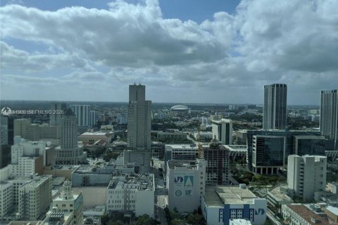 Condo in Miami, Florida, 2 bedrooms  № 2047308 - photo 9