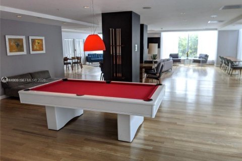 Condo in Miami, Florida, 2 bedrooms  № 2047308 - photo 3