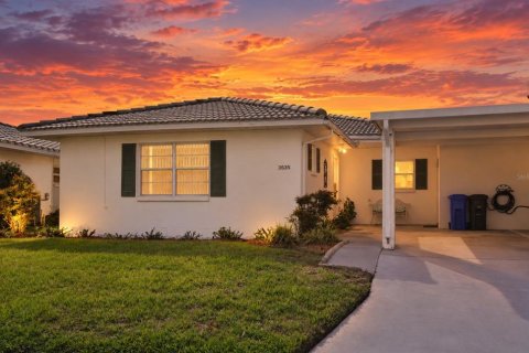 Condo in Lakeland, Florida, 2 bedrooms  № 2353186