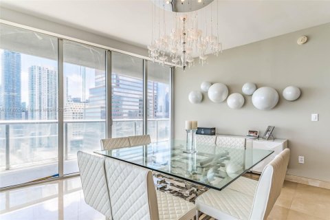 Copropriété à vendre à Miami, Floride: 3 chambres, 173.73 m2 № 1863949 - photo 6