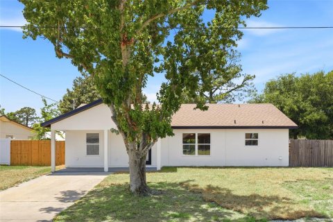 House in Cocoa, Florida 3 bedrooms, 130.53 sq.m. № 2129852 - photo 2