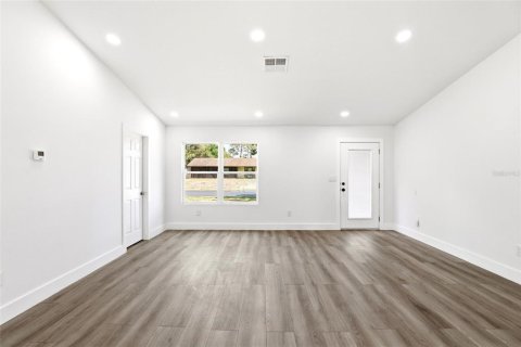 House in Cocoa, Florida 3 bedrooms, 130.53 sq.m. № 2129852 - photo 6