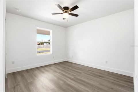 House in Cocoa, Florida 3 bedrooms, 130.53 sq.m. № 2129852 - photo 23