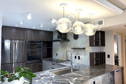 Copropriété à vendre à Aventura, Floride: 2 chambres, 121.98 m2 № 1822098 - photo 2