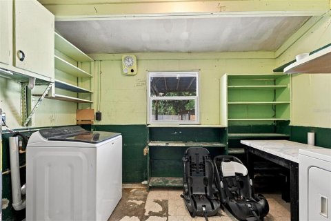 Купить виллу или дом в Сеффнер, Флорида 9 комнат, 161.93м2, № 2428866 - фото 28
