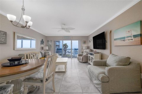 Condo in New Smyrna Beach, Florida, 2 bedrooms  № 1624706 - photo 3