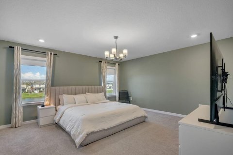 House in Kissimmee, Florida 4 bedrooms, 228.17 sq.m. № 2214318 - photo 18