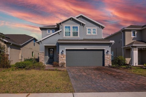 House in Kissimmee, Florida 4 bedrooms, 228.17 sq.m. № 2214318
