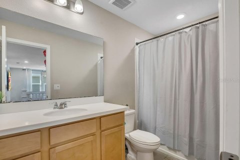 House in Kissimmee, Florida 4 bedrooms, 228.17 sq.m. № 2214318 - photo 21