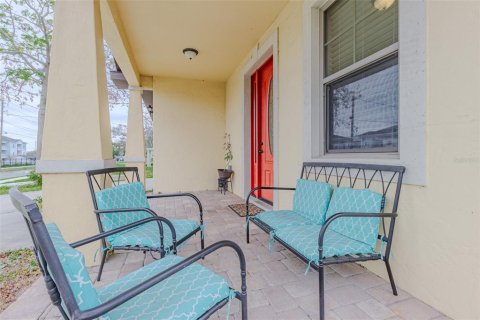 Casa en venta en Orlando, Florida, 3 dormitorios, 168.9 m2 № 1509468 - foto 2