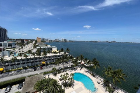 Купить кондоминиум в Норт-Бей-Виллидж, Флорида 1 спальня, 87.33м2, № 1969314 - фото 23
