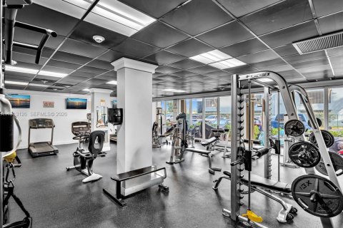 Купить кондоминиум в Норт-Бей-Виллидж, Флорида 1 спальня, 87.33м2, № 1969314 - фото 25