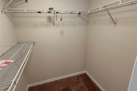 Condominio en alquiler en Pembroke Pines, Florida, 2 dormitorios, 104.98 m2 № 2011494 - foto 20