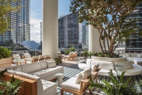 Condo in Miami, Florida, 3 bedrooms  № 2188584 - photo 3