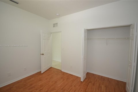 Townhouse in Homestead, Florida 3 bedrooms, 110.46 sq.m. № 1867052 - photo 25