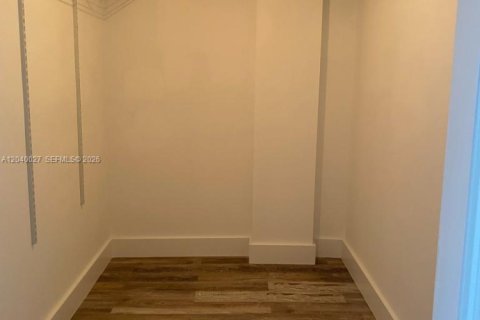 Condo in Plantation, Florida, 2 bedrooms  № 2086184 - photo 13