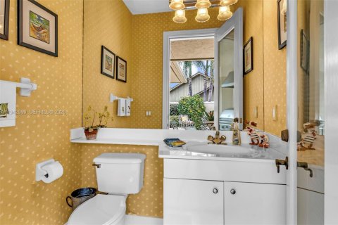 Touwnhouse à vendre à Tequesta, Floride: 4 chambres, 289.48 m2 № 2001257 - photo 15