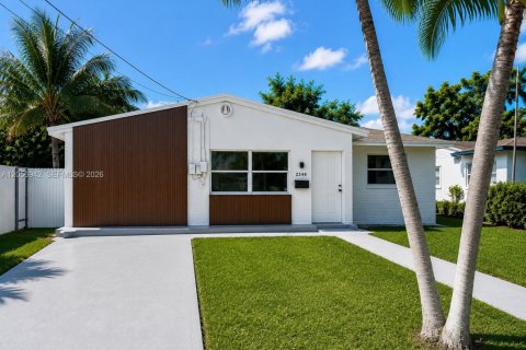 Villa ou maison à Hollywood, Floride 3 chambres, 141.49 m2 № 2276592