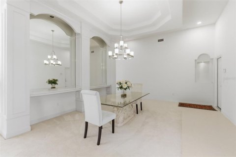 Купить виллу или дом в Ленд-о-Лейкс, Флорида 9 комнат, 323.76м2, № 2094294 - фото 10
