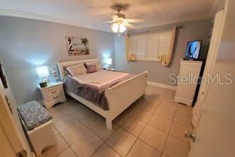 Condo in Ormond Beach, Florida, 2 bedrooms  № 2388247 - photo 18