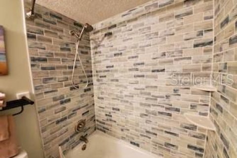 Condo in Ormond Beach, Florida, 2 bedrooms  № 2388247 - photo 7