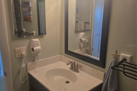 Condo in Ormond Beach, Florida, 2 bedrooms  № 2388247 - photo 24