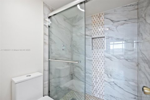 Купить кондоминиум в Пемброк-Пайнс, Флорида 2 спальни, 104.05м2, № 2012984 - фото 12