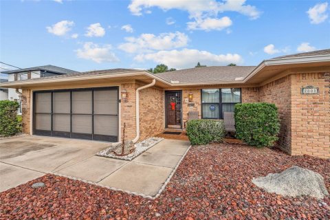 House in Flagler Beach, Florida 3 bedrooms, 202.62 sq.m. № 2213488 - photo 9
