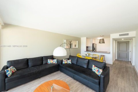 Copropriété à vendre à Sunny Isles Beach, Floride: 1 chambre, 92.07 m2 № 2075193 - photo 3