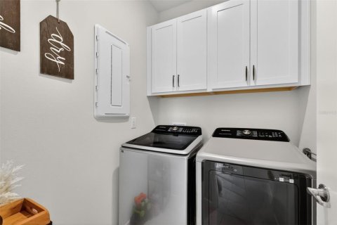 House in Ocala, Florida 2 bedrooms, 130.43 sq.m. № 2166540 - photo 19