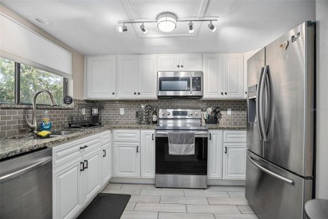 Condo in New Smyrna Beach, Florida, 1 bedroom  № 1801838 - photo 7