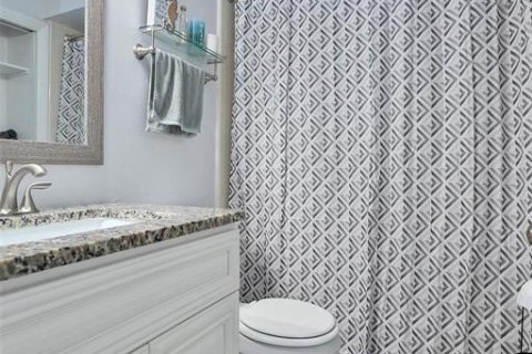 Condo in New Smyrna Beach, Florida, 1 bedroom  № 1801838 - photo 15