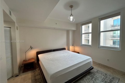 Condo in Coral Gables, Florida, 2 bedrooms № 2076485 - photo 19