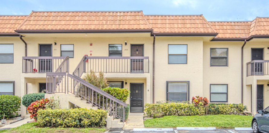 Condo in Lake Worth, Florida, 2 bedrooms  № 2187601