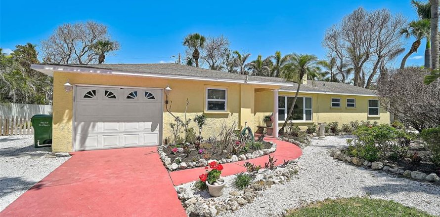House in Sarasota, Florida 3 bedrooms, 159.33 sq.m. № 1732660