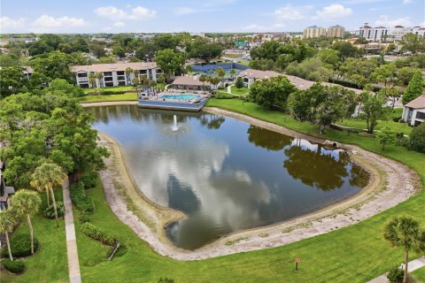 Condo in Altamonte Springs, Florida, 2 bedrooms  № 2092066 - photo 30