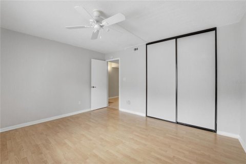 Condo in Altamonte Springs, Florida, 2 bedrooms  № 2092066 - photo 20