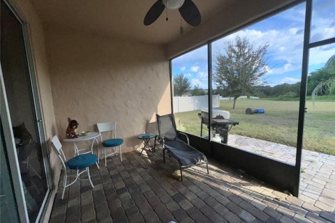 Villa ou maison à vendre à Howey-in-the-Hills, Floride: 3 chambres, 147.53 m2 № 2398830 - photo 3