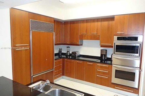 Condominio en alquiler en Hollywood, Florida, 2 dormitorios, 161 m2 № 1976189 - foto 15